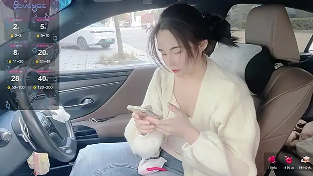 orla2021 online show from November 25, 2025, 12:43 am