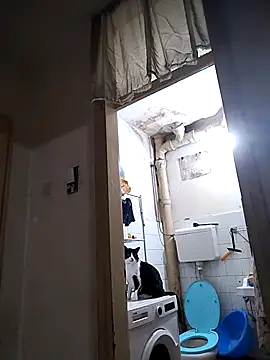 JoLeNe27 online show from April 5, 2026, 7:11 pm