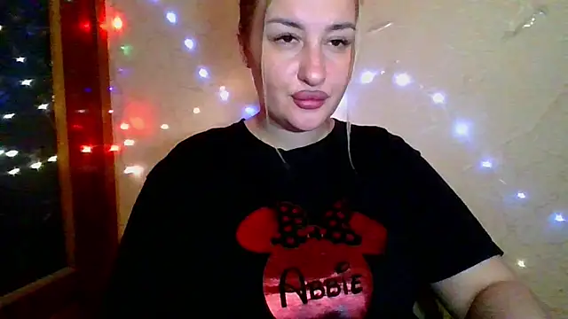 Snapshot of Mandy_Belcher chatting on October 8, 2025, 3:42 pm Mandy Belcher online show from October 8, 2025, 3:42 pm