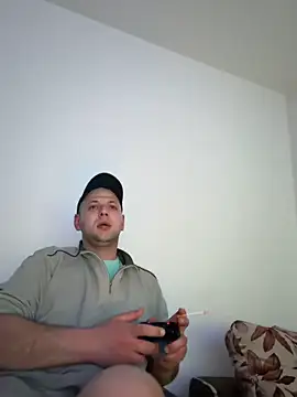 Flakka95 online show from April 10, 2026, 12:38 am