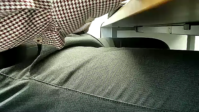 69bezfleku online show from December 4, 2025, 7:17 am