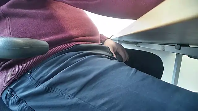 69bezfleku online show from February 13, 2026, 8:43 am