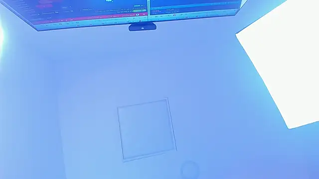 Sabrina Sabrock  online show from November 23, 2025, 6:52 pm