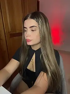 Miss valeriaa online show from March 16, 2026, 11:31 pm