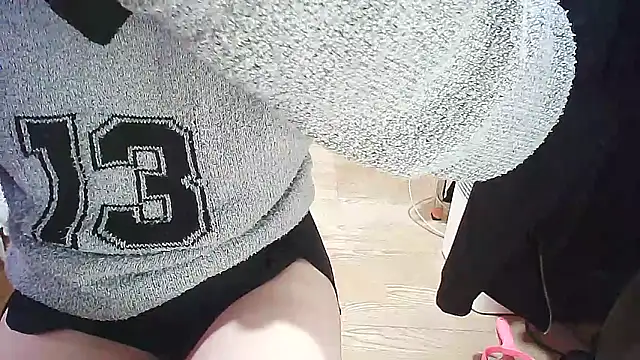 Snapshot of cindy01113520 chatting on February 19, 2025, 2:23 am cindy01113520 online show from February 19, 2025, 2:23 am