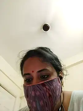 Snapshot of Sheela-Bhabi chatting on May 17, 2026, 1:40 pm Sheela-Bhabi online show from May 17, 2026, 1:40 pm