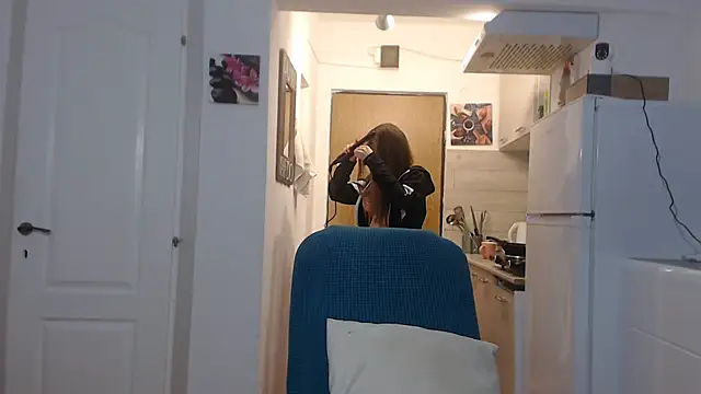 simyhvn online show from February 20, 2025, 5:12 am