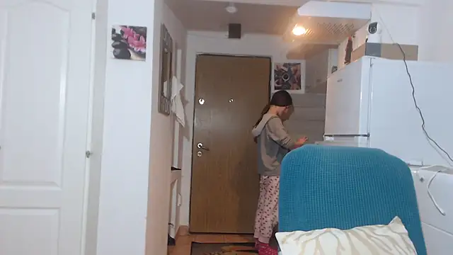 simyhvn online show from February 26, 2025, 5:07 pm