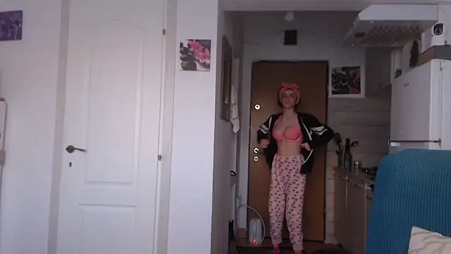 simyhvn online show from March 5, 2025, 5:07 am