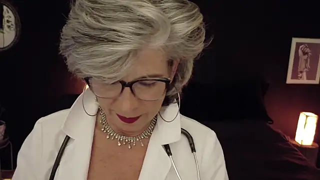 milfettefab online show from April 14, 2026, 12:05 am