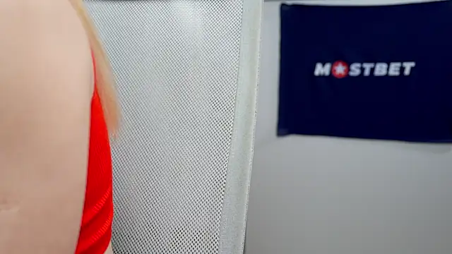 Snapshot of foxeslovefoxes chatting on January 6, 2025, 7:24 pm foxeslovefoxes online show from January 6, 2025, 7:24 pm