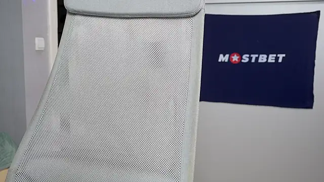 Snapshot of foxeslovefoxes chatting on January 28, 2025, 6:07 pm foxeslovefoxes online show from January 28, 2025, 6:07 pm