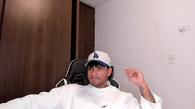 Alessandro Vanni online show from January 24, 2025, 12:20 pm