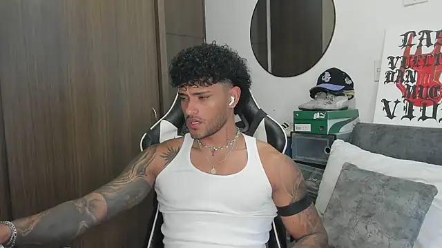 Alessandro Vanni online show from September 30, 2025, 1:05 pm