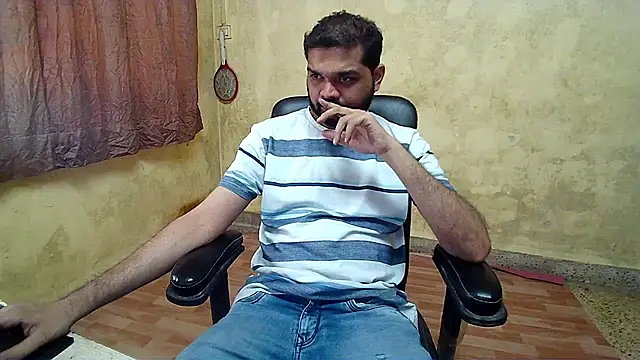 Snapshot of mynastyfuckerr chatting on December 3, 2024, 11:01 am mynastyfuckerr online show from December 3, 2024, 11:01 am