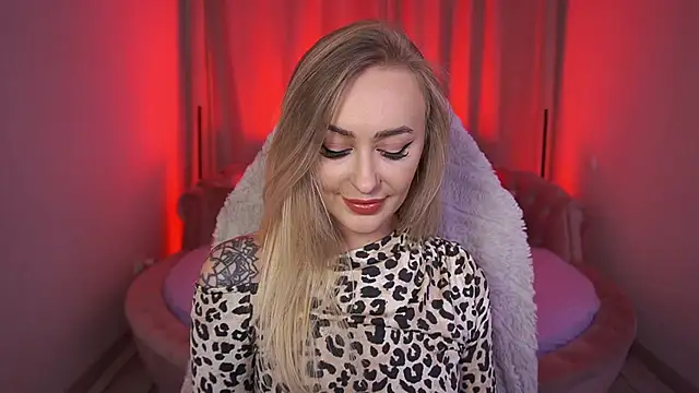 GraceCandy online show from October 3, 2025, 7:16 am