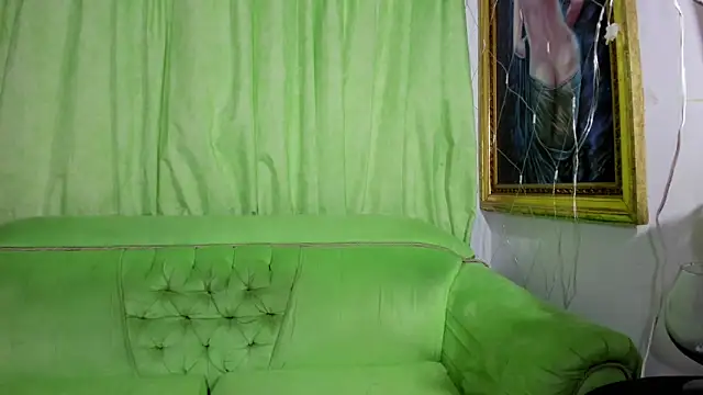 mia beatles online show from February 18, 2025, 3:43 pm