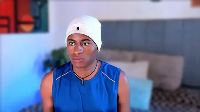 CrissBrownxxx online show from October 7, 2025, 8:28 pm