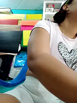 maymercy online show from February 22, 2025, 1:46 pm