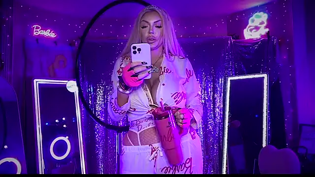 bimbotwerkqueen online show from December 21, 2024, 5:03 am