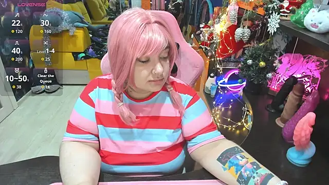 Softie Sofy online show from December 20, 2025, 3:02 am