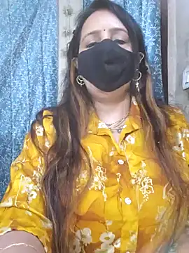 cute-tanvi online show from February 10, 2025, 1:46 am