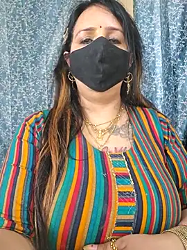 cute-tanvi online show from February 17, 2025, 10:29 am