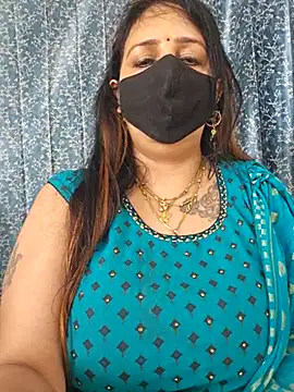 cute-tanvi online show from February 18, 2025, 4:04 am