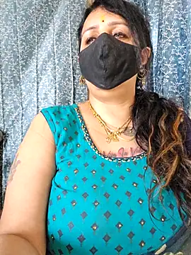 cute-tanvi online show from March 13, 2025, 8:48 am