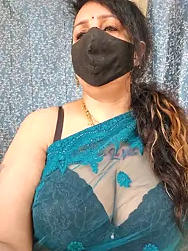 cute-tanvi online show from March 17, 2025, 1:24 am