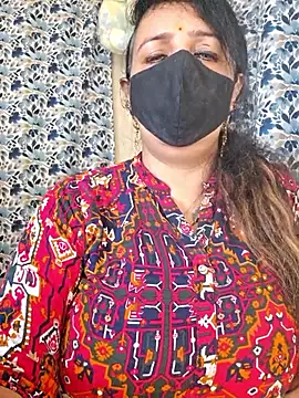 cute-tanvi online show from September 20, 2025, 1:28 am