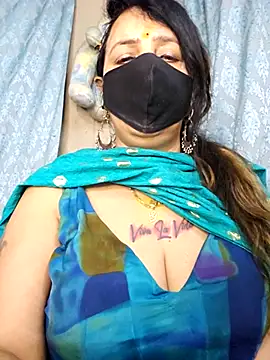 cute-tanvi online show from February 27, 2026, 12:54 am