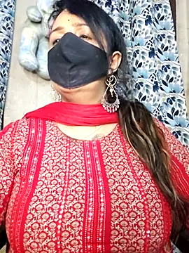 cute-tanvi online show from March 30, 2026, 1:23 pm