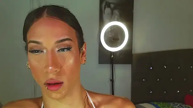 Kenisha Sweet online show from January 14, 2026, 12:38 am