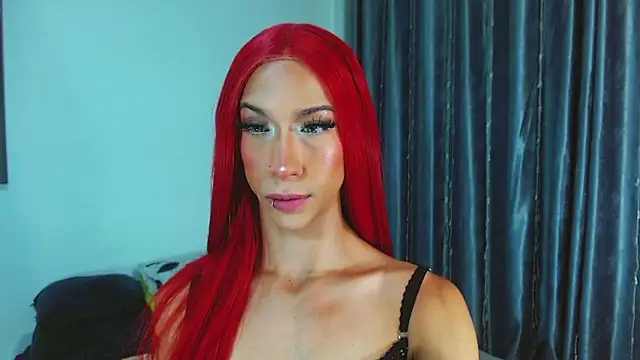Snapshot of Kenisha_Sweet chatting on June 2, 2026, 1:40 am Kenisha Sweet online show from June 2, 2026, 1:40 am