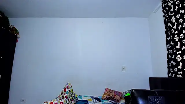 ares sexxx online show from October 13, 2025, 5:02 pm