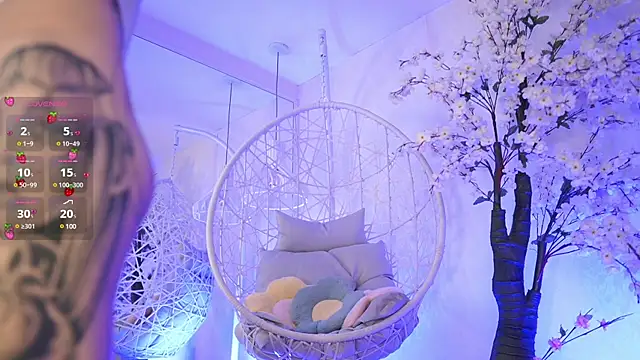 DalahiaRush online show from February 18, 2025, 2:38 pm