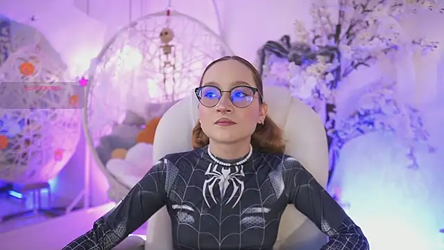 DalahiaRush online show from October 7, 2025, 7:00 pm