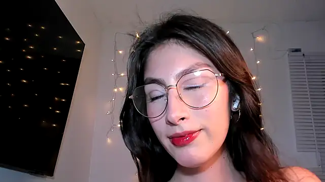 valeria gonzales  online show from January 8, 2025, 3:29 am