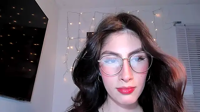 valeria gonzales  online show from January 11, 2025, 2:09 am