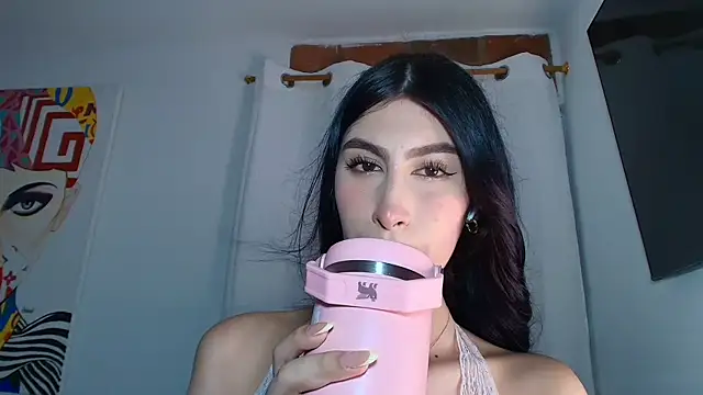 valeria gonzales  online show from June 10, 2026, 8:41 pm