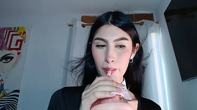 valeria gonzales  online show from July 24, 2026, 10:19 pm