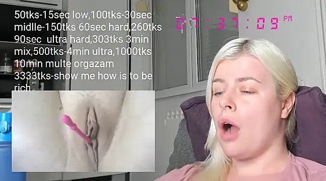 Snapshot of queenofthenighttt chatting on February 13, 2025, 6:38 pm queenofthenighttt online show from February 13, 2025, 6:38 pm