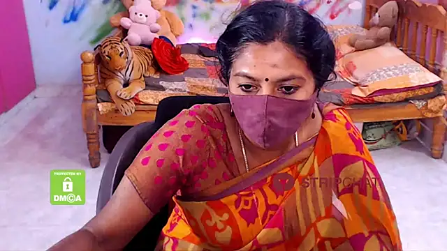 Snapshot of Novapol chatting on March 11, 2025, 5:35 pm Novapol online show from March 11, 2025, 5:35 pm