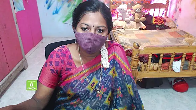 Snapshot of Novapol chatting on November 20, 2025, 1:33 pm Novapol online show from November 20, 2025, 1:33 pm