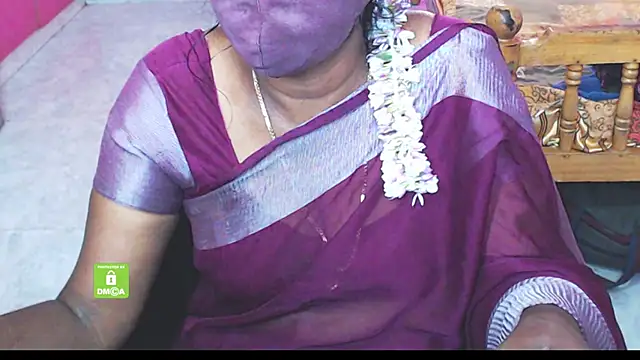 Snapshot of Novapol chatting on November 30, 2025, 6:23 pm Novapol online show from November 30, 2025, 6:23 pm