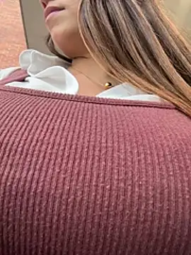 Hall 16 online show from December 3, 2025, 8:29 pm