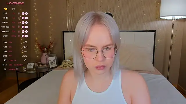 bellatip online show from November 22, 2025, 12:42 am