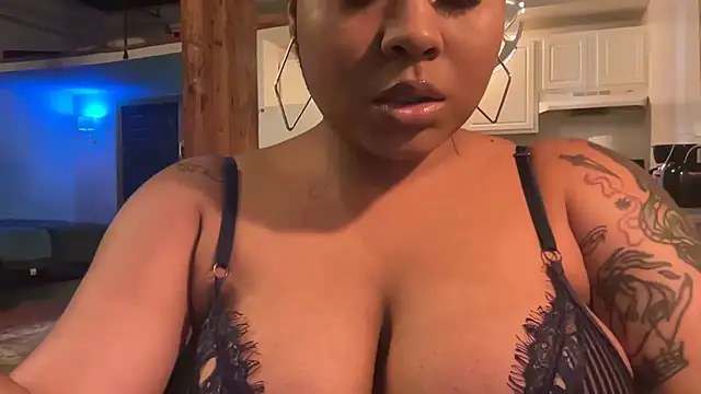MeleiMarvelous online show from July 30, 2026, 5:39 am