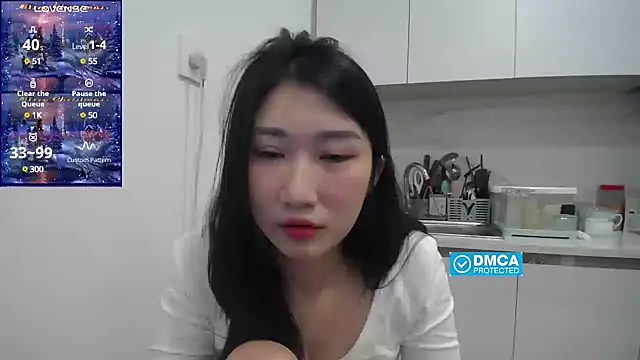 Asiagirll online show from March 12, 2025, 9:44 am